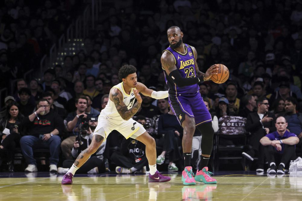 是多方面的 是多方面的