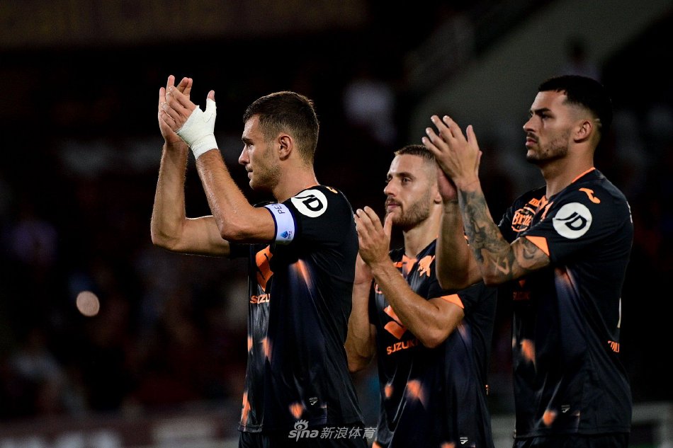 家长哭诉花 家长哭诉花