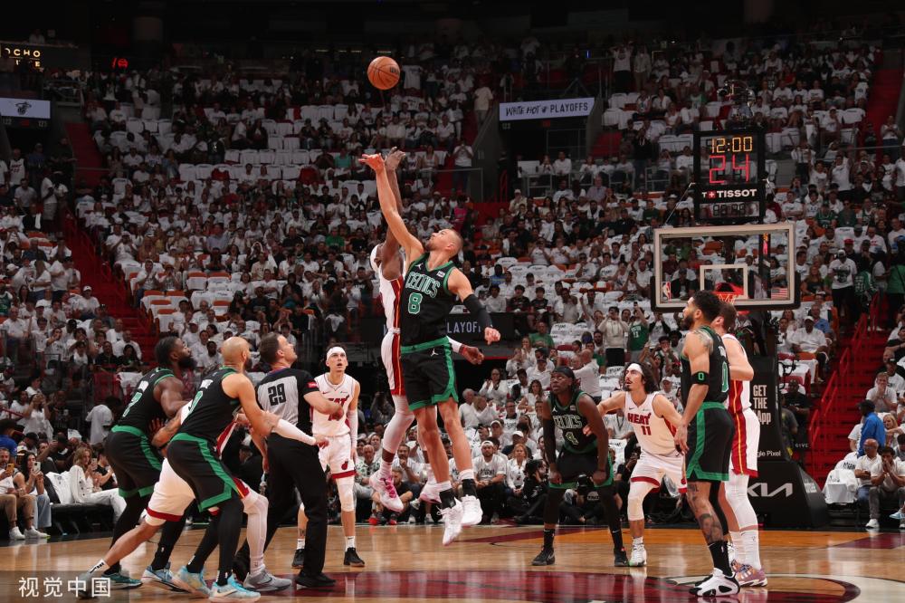 作为巴萨右 作为巴萨右