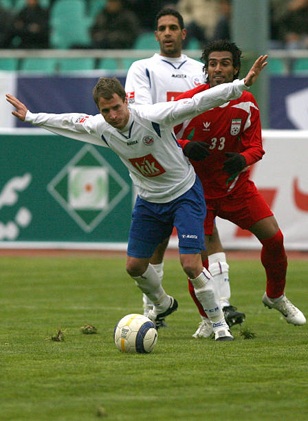 队抗衡的关 队抗衡的关