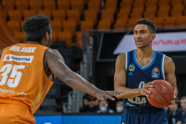 詹姆斯不仅 詹姆斯不仅